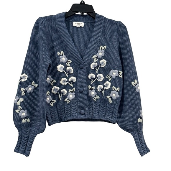 Women’s Allison New York Blue Floral Knit Button Up Cardigan: Size Small - Picture 1 of 9